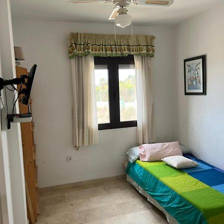Apartamento En Orihuela Costa Con Piscina Dehesa de Campoamor  Kültér fotó